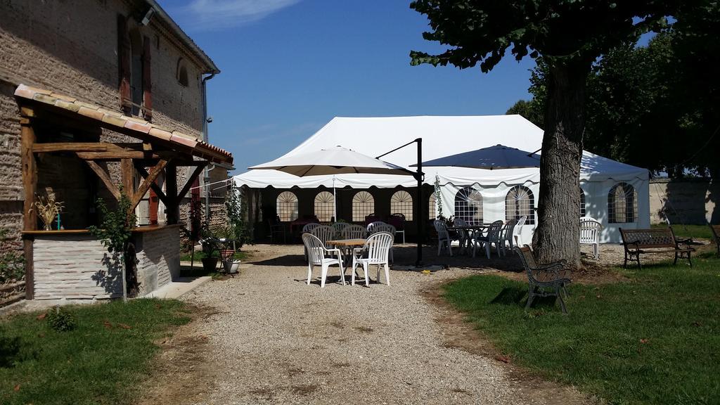 Chateau De Lacaze Lagarrigue  Eksteriør billede